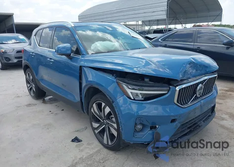 2023 Volvo Xc40 B5 Ultimate Bright Theme z USA, uszkodzony, nr VIN YV4L12UF8P2085671